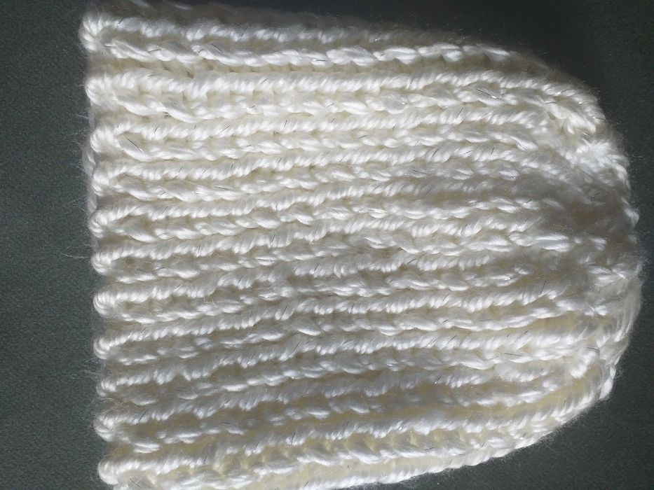 Czapka Nowa recznie robiona