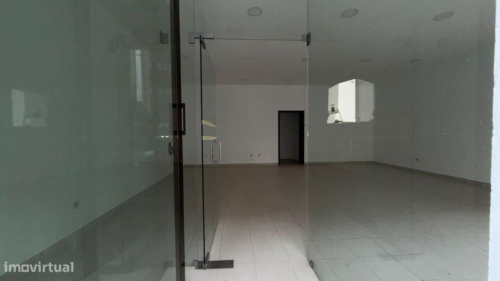 Loja 80m2 Rua D Afonso Henriques - Águas Santas