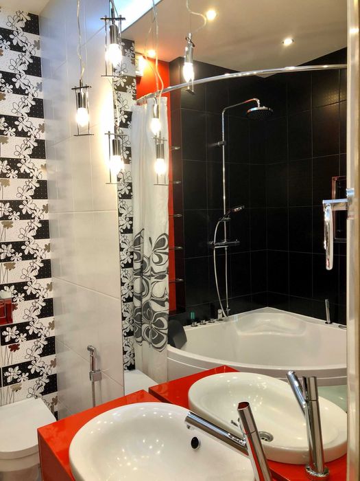 Сдам Видовую  2кв 60кв.м в Центре, Напротив ТРЦ Никольский