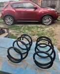 Пружини передні на Nissan Juke
