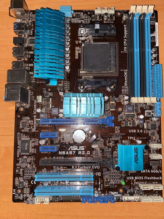 Комплект ASUS M5A97 R2.0 + G.Skill Ripjaws X DDR3 16GB 2400Mhz