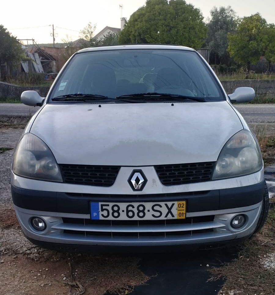 Renault Clio 2002 1.1