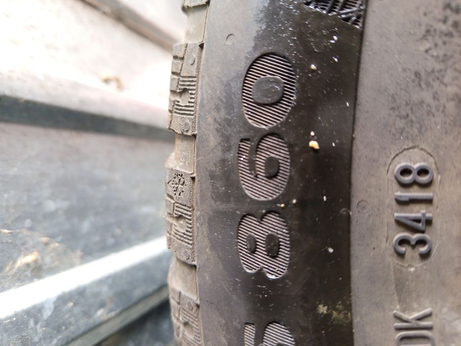 Opony zimowe Continental 205/55/R 16 z felgami gratis 2 sztuki