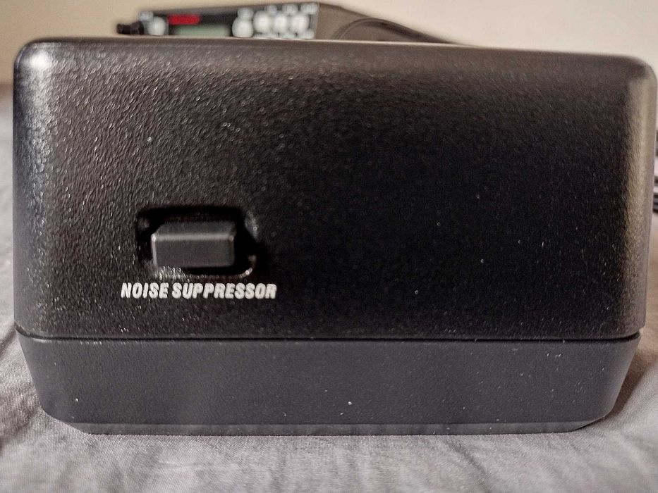 Skaner radiowy Uniden UBC 785 XLT Bearcat + zewnętrzy głośnik Uniden