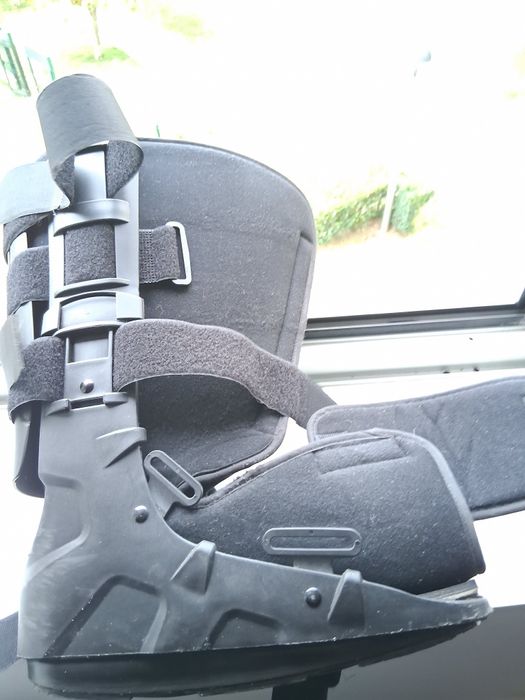 Bota ortopédica 43/44