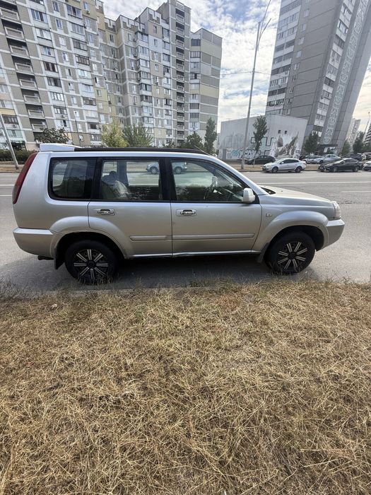 Nissan X-Trail 2.2 дизель