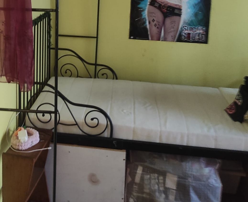 Cama extensível preta