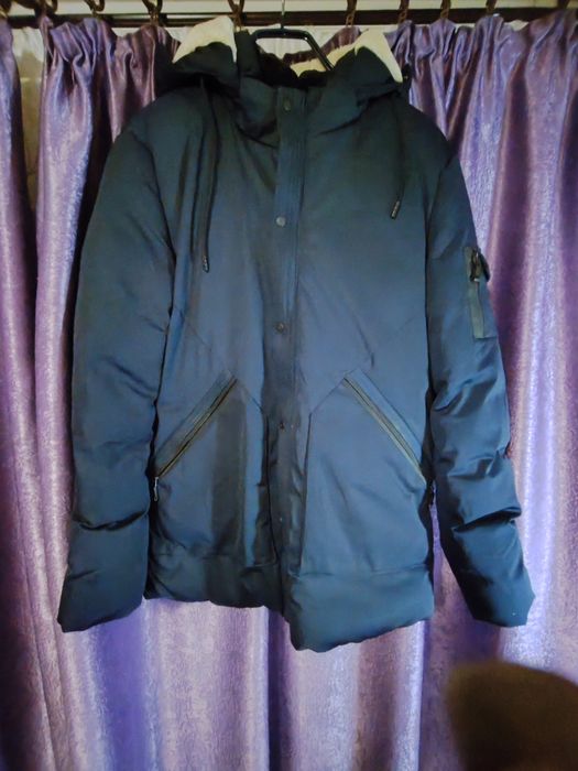 Куртка б/у зима, очень теплая .