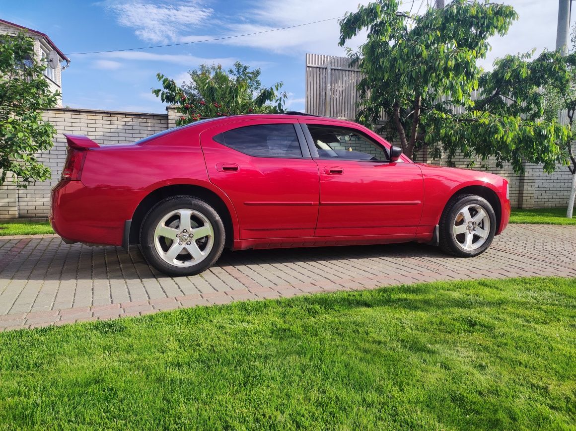 Dodge charger 3.5 awd 2008
