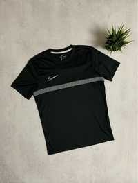 Спортивная футболка мужская черная Nike (оригинал)