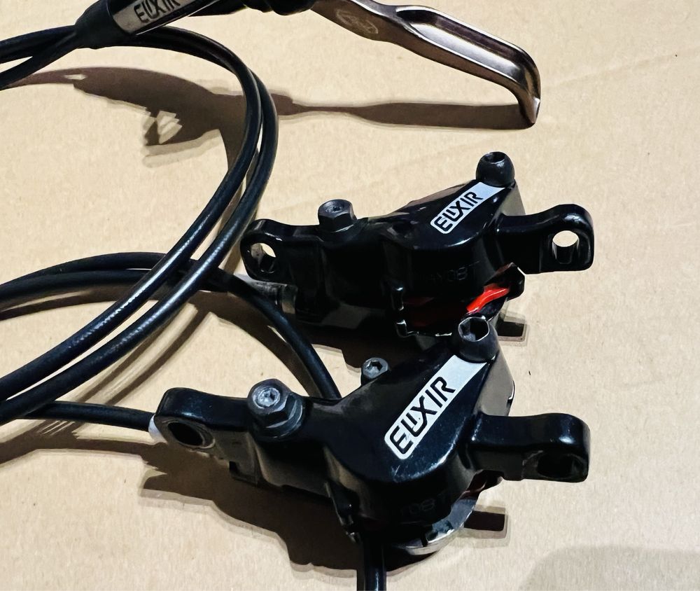 Hamulce hydrauliczne tarczowe AVID ELIXIR R SL Klamki Zaciski 77/152cm