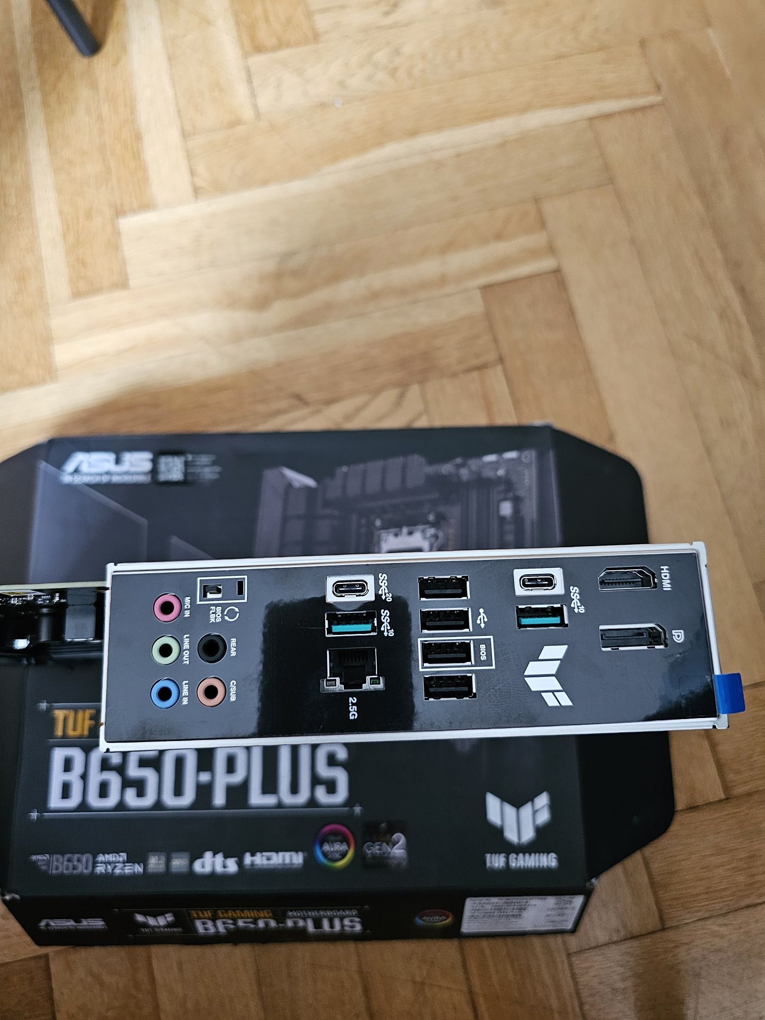 Płyta główna Asus B650-PLUS TUF Gaming AM5 socket Ryzen motherboard