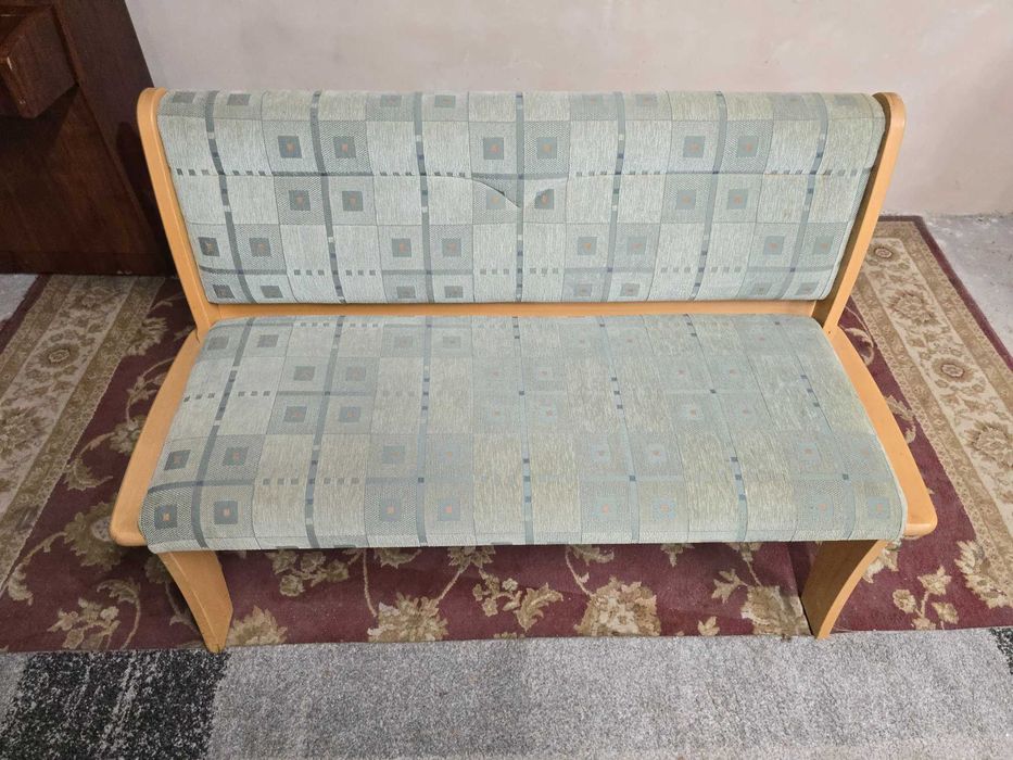 Ławka z pojemnikiem, lite drewno