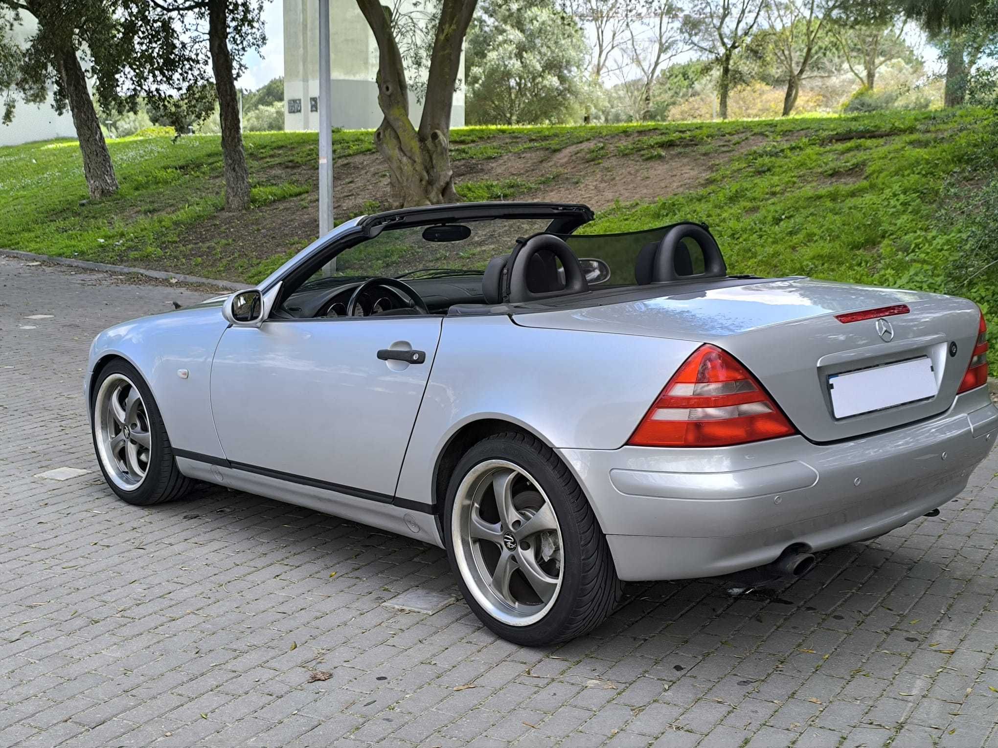 Mercedes-Benz SLK200