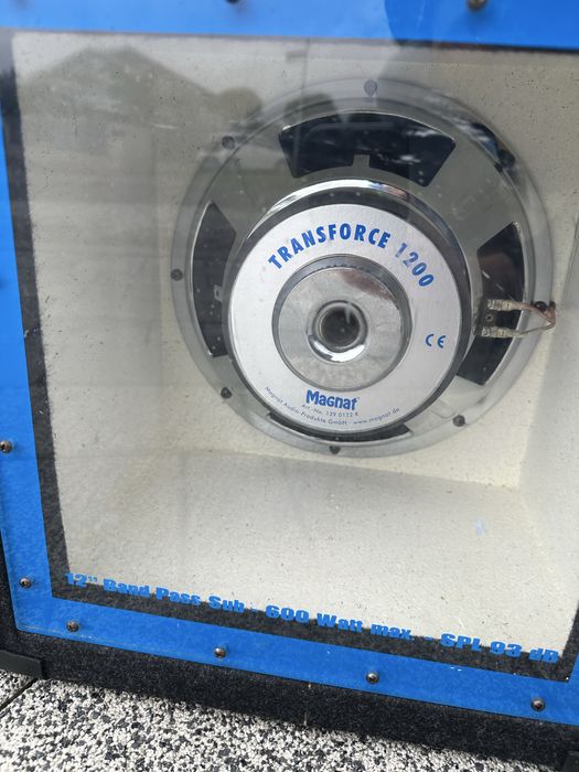 Subwoofer Magnat + wzmacniacz Crunch 800w