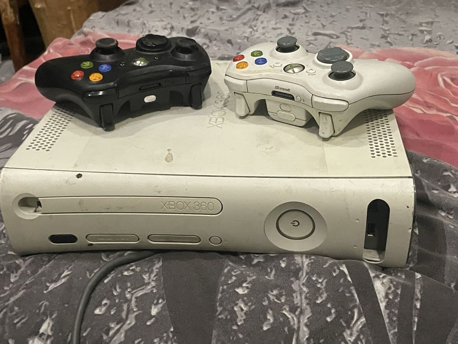 Игровая приставка xbox 360