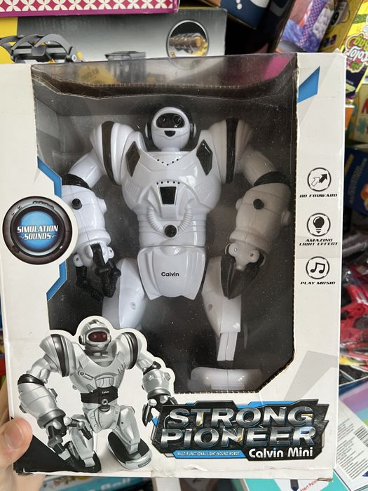 Робот автобот музыкальный ходит