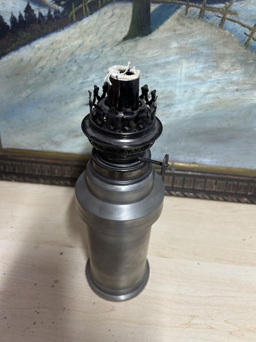Stara lampa naftowa cynowa