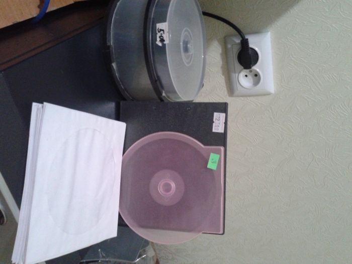 CD и DVD болванки чисті диски