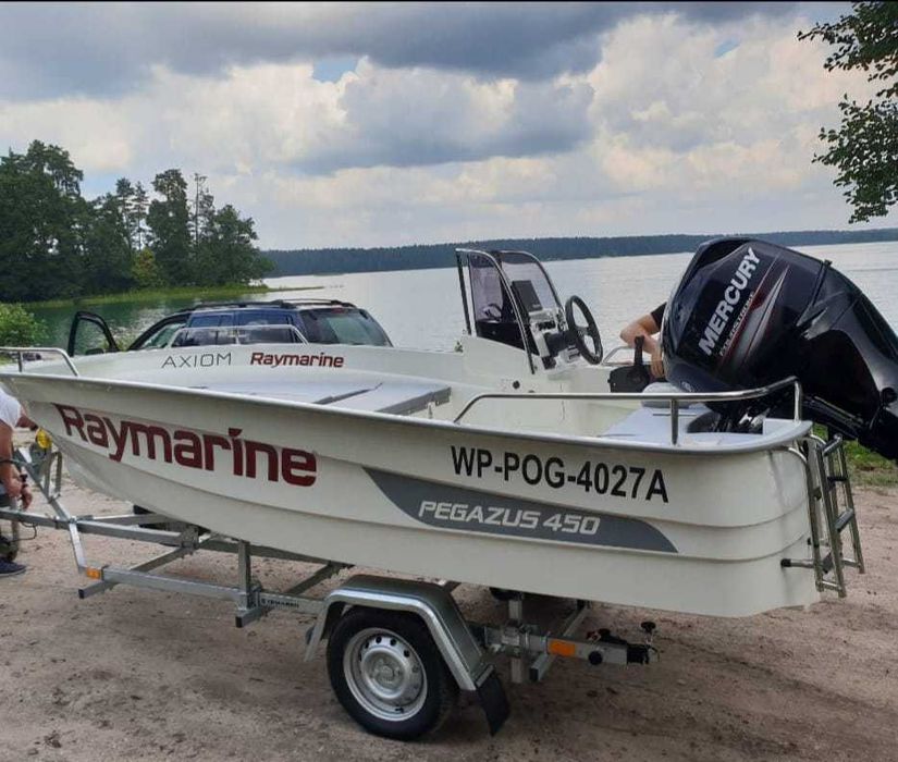 Łódź PEGAZUS 450