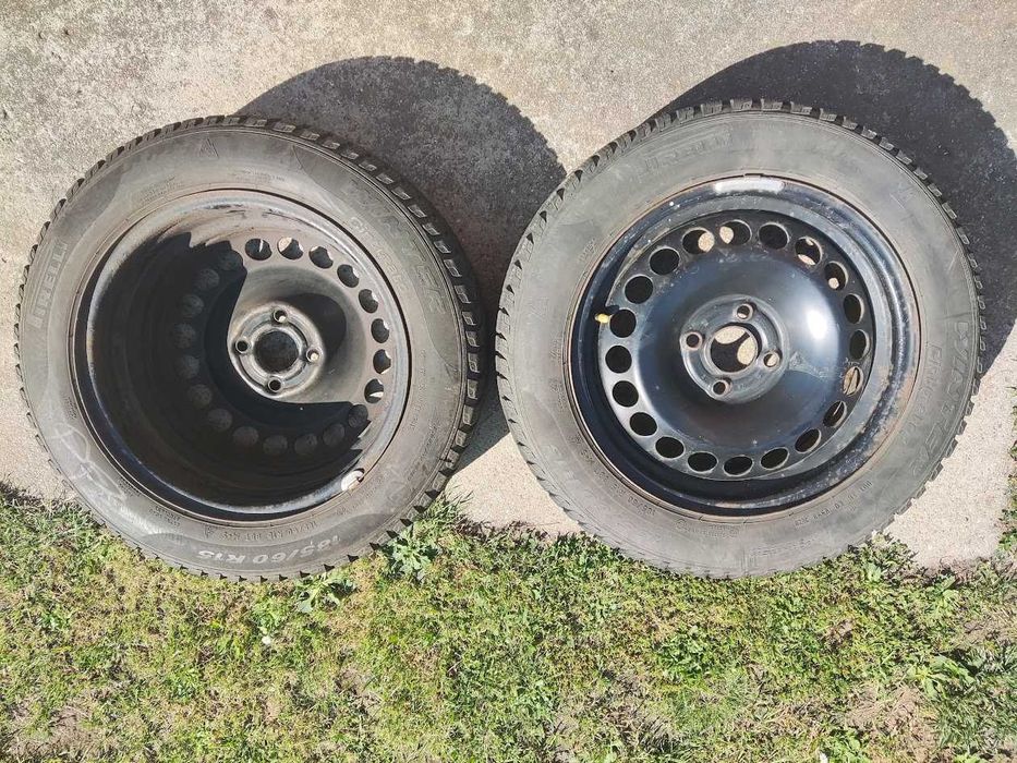 Koła zimowe Opel Corsa D - Pirelli + kołpaki 185/60 r15