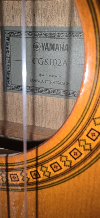 Yamaha gitara klasyczna 1/2