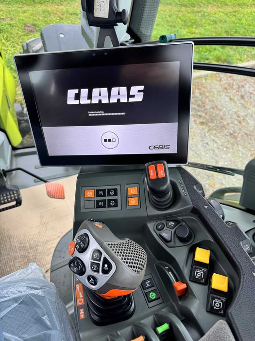 Трактор CLAAS AXION 850 2021 рік виробництва, наробіток  4259 мото/год