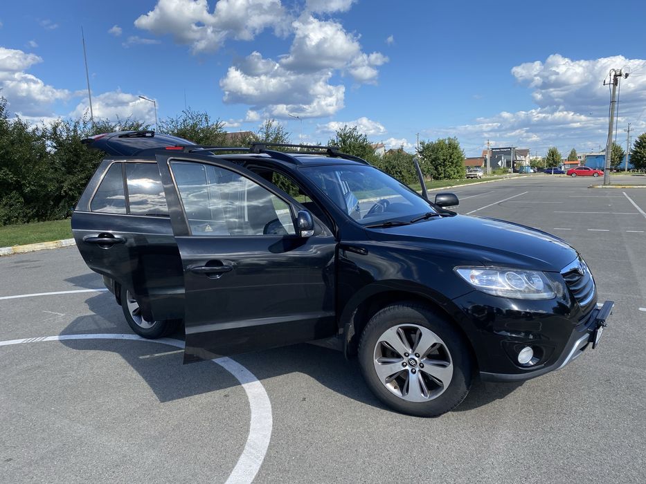 Продам Hyndai fanta fe Рестайлінг 2012 2,0d 4x4 110kw