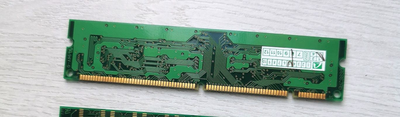 Kość pamięć ram Hynix 128MB PC133 133MHz non-ECC Unbuffered CL3 168-Pi