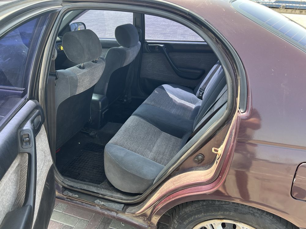 Toyota Carina e 1,6 1994