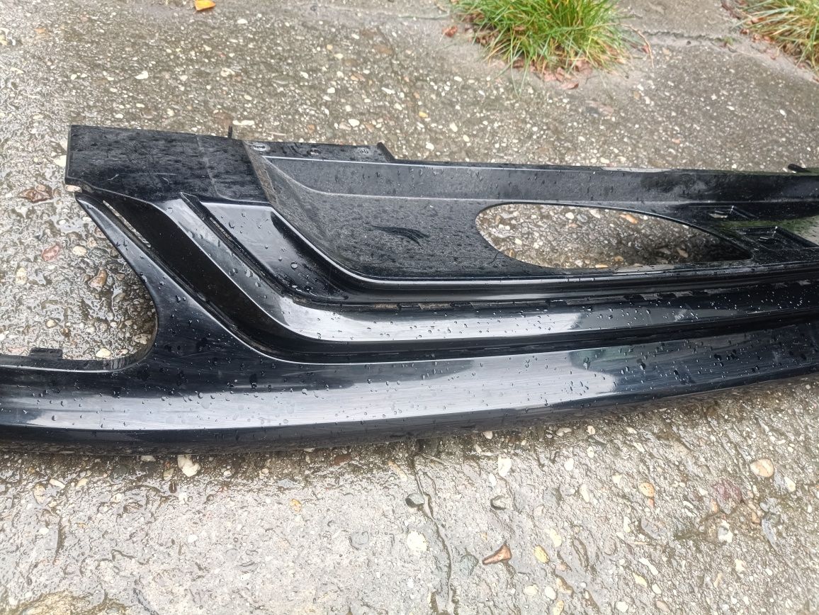 Volvo V60 II r-design 18- spoiler dyfuzor dokładka zderzaka tył tylneg