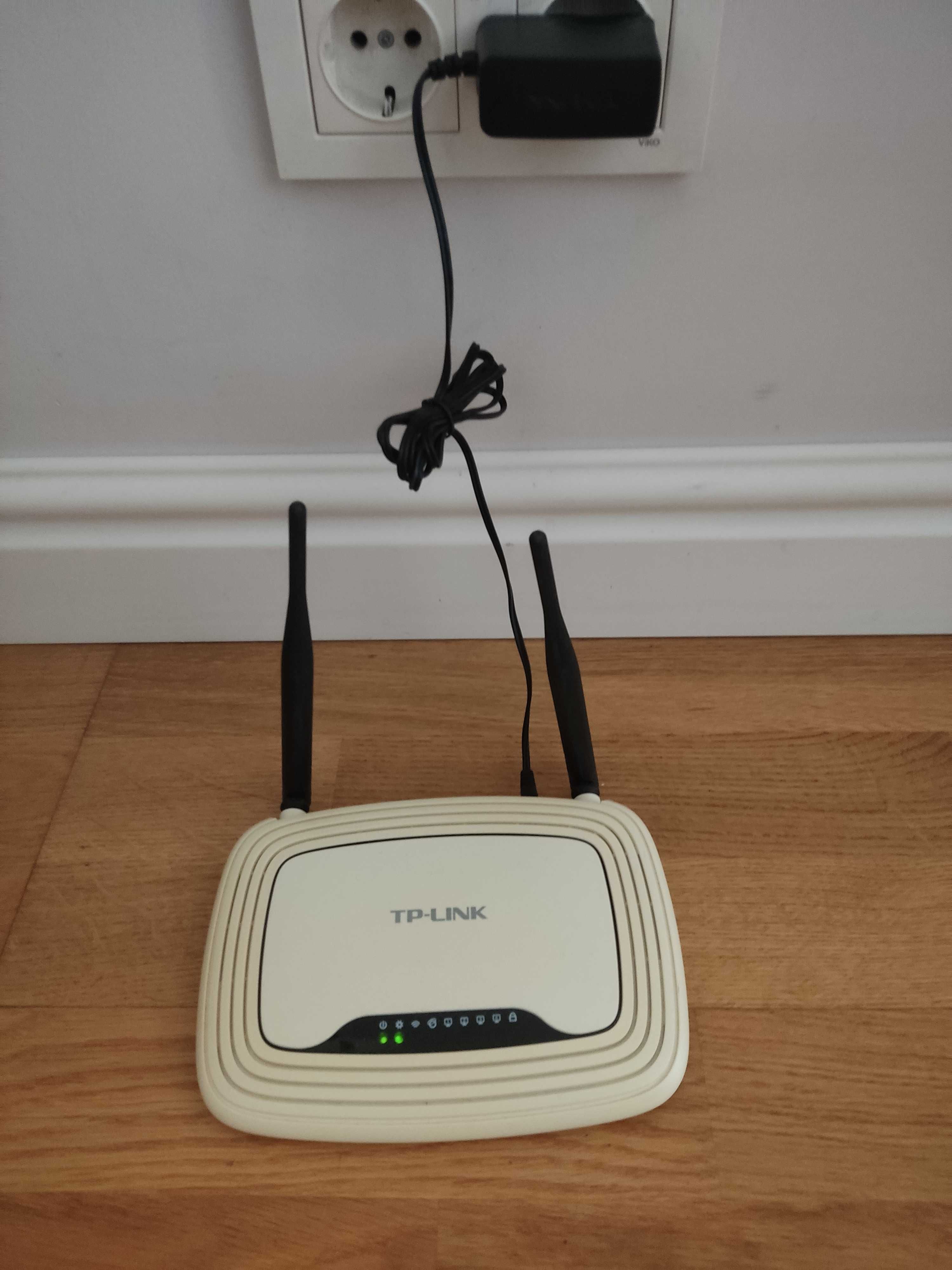 WiFi маршрутизатор TP-Link TL-WR841N, Вайфай 300 мбит/с