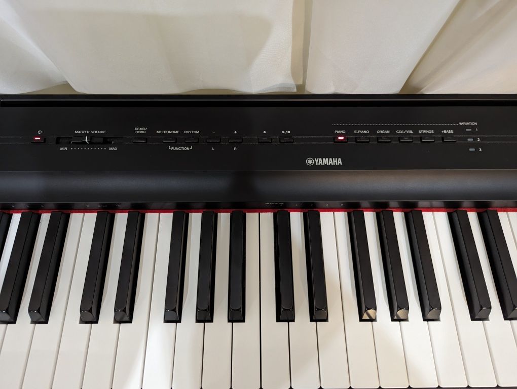 Цифрове піаніно Yamaha P-121 + стійка + модуль педалей