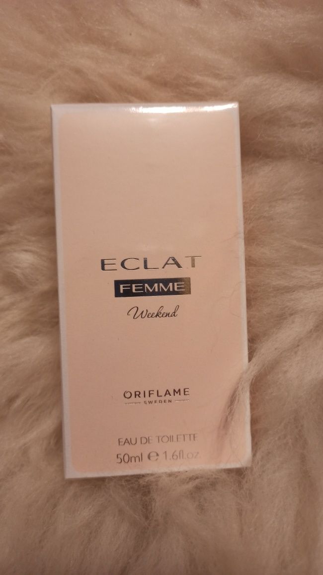 Woda toaletowa Eclat Femme Weekend Oriflame 50ml