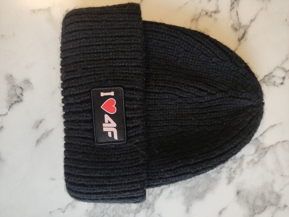 Czapka zimowa 4 F,czarna, dziewczęca.