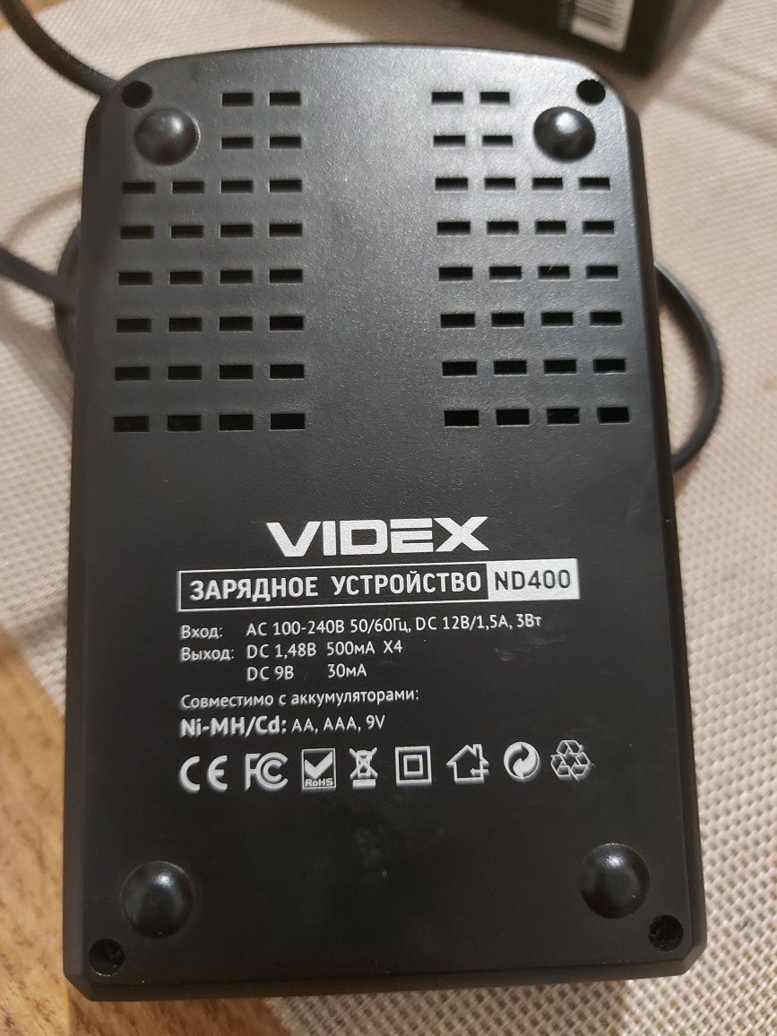 Зарядное устройство VIDEX ND400.
