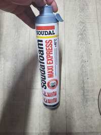 Piana montażowa Soudal 870 ml