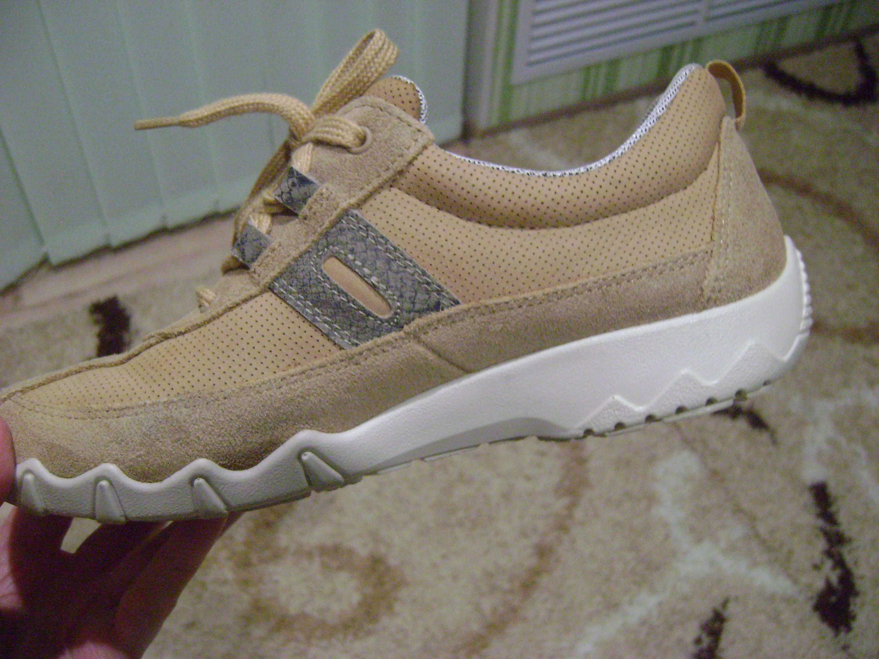 мокасины туфли кроссовки Skechers и Hotter р.40 по стель.25,5 см