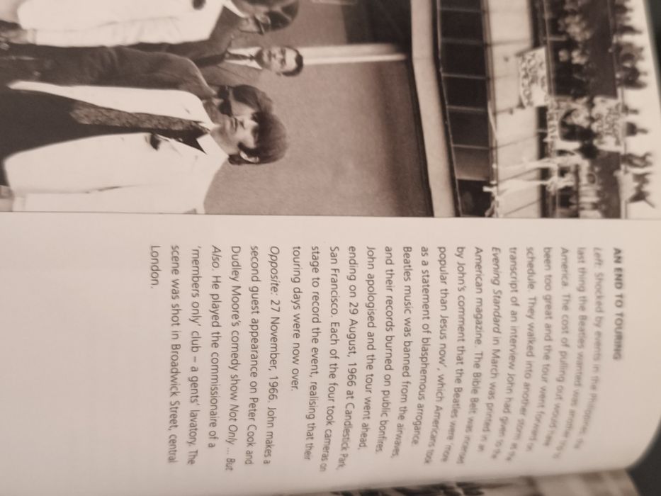 Livro "The images of the Beatles"