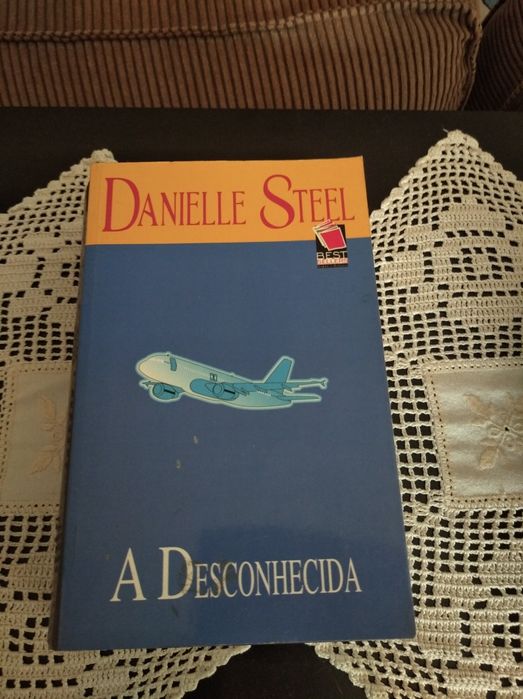 Coleção de Livros da Danielle Still