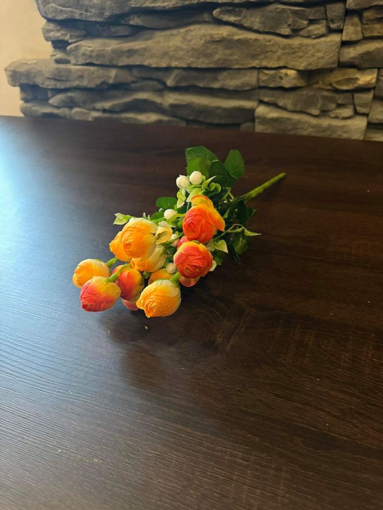 Bukiet sztucznych kwiatów 6 główek 48tknkw