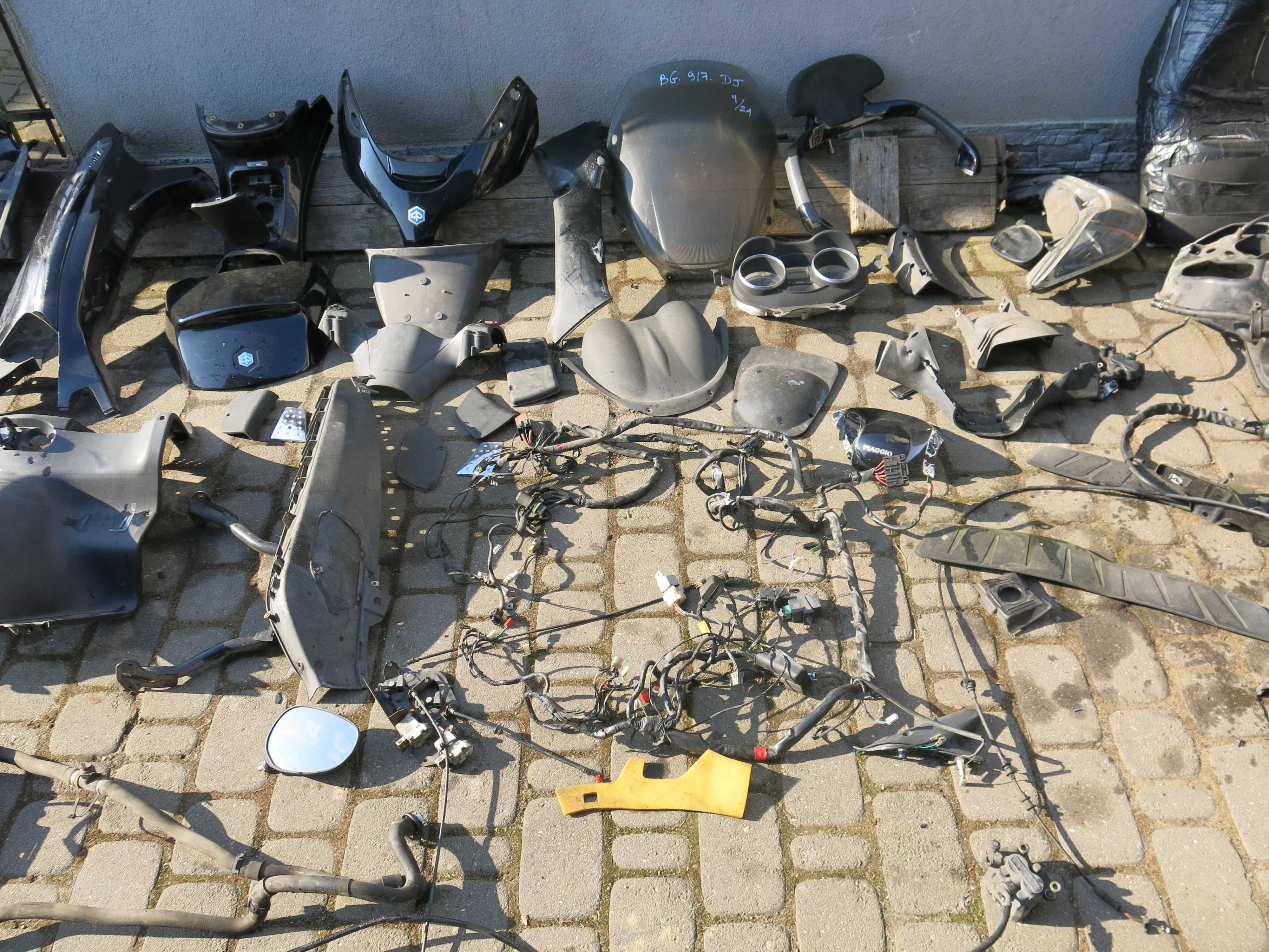 Silnik Piaggio X-Evo 125