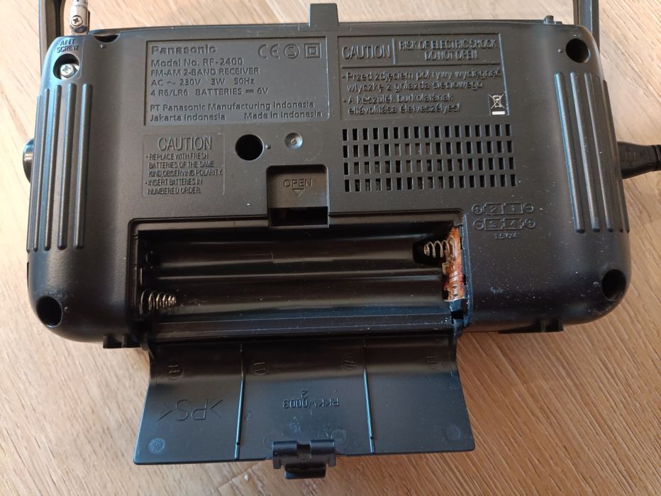 Radio przenośne Panasonic RF-2400