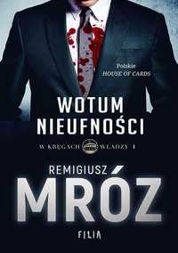 Worum nieufności Mróz