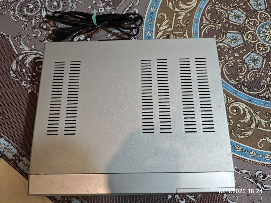 Цифровий супутниковий ресивер Evolution Evo 700s