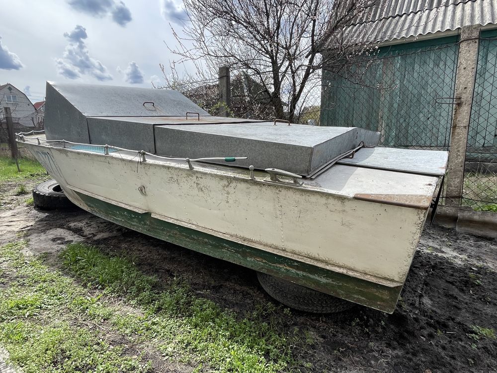 Продам лодку прогресс