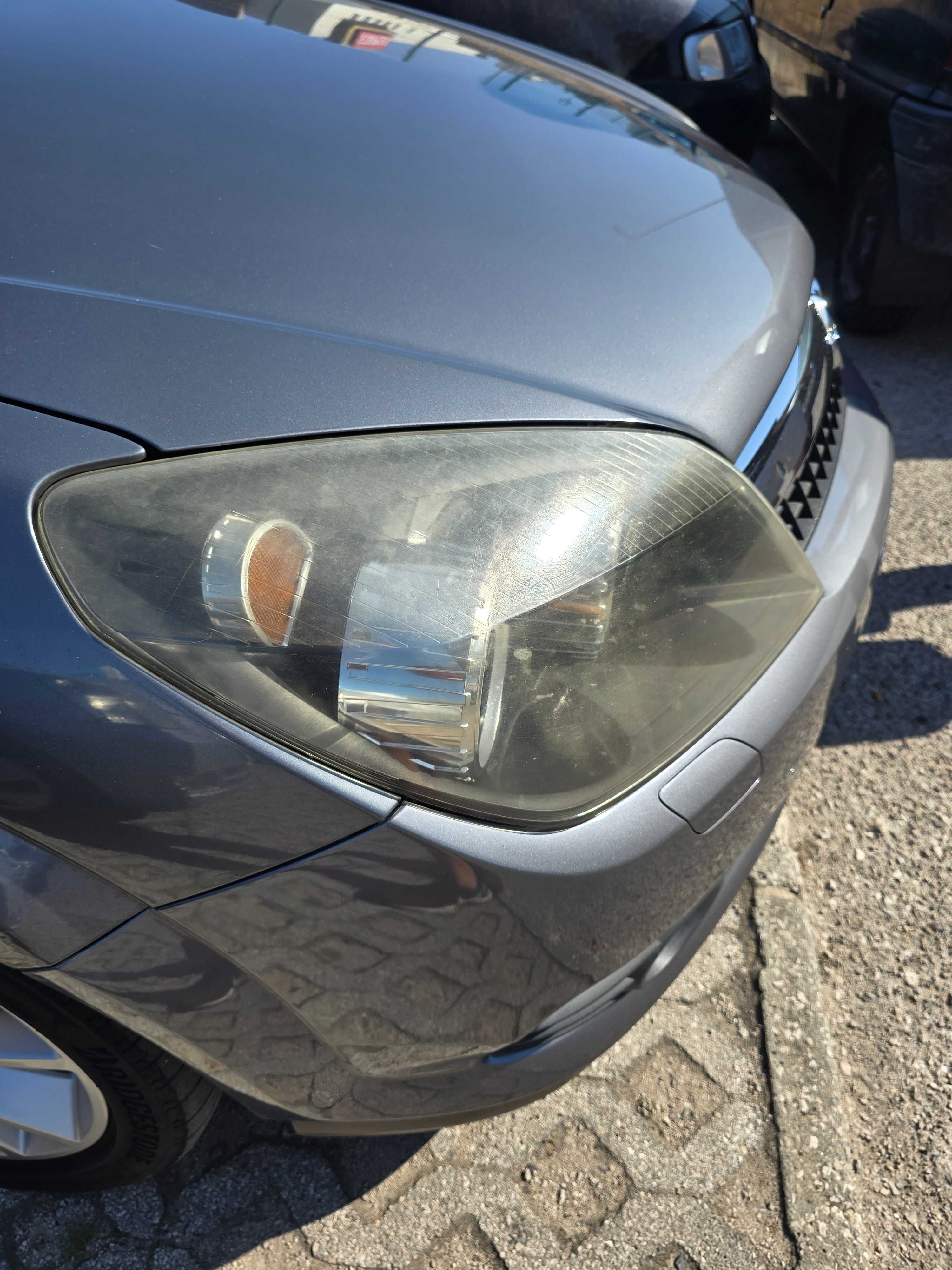 Farois Opel Astra H GTC