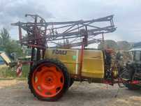 Opryskiwacz RAU 2000l 15m