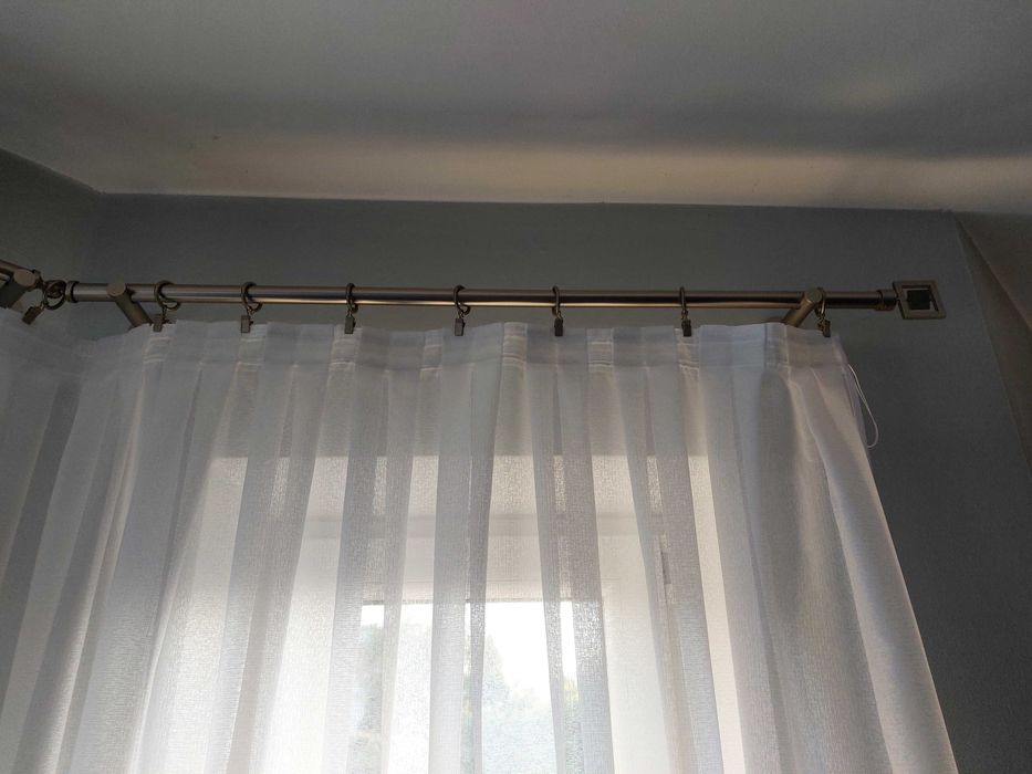 Karnisz metalowy wykusz