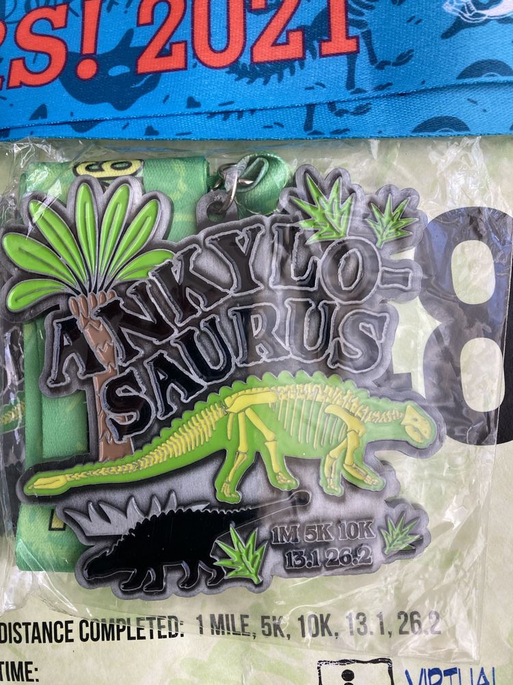 Dinossauros - conjunto 5 medalhas de corrida